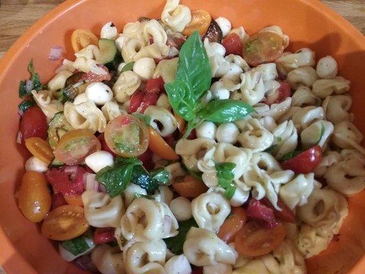 tortellini salad