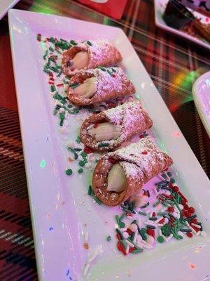 Jack Frosted Cannolis