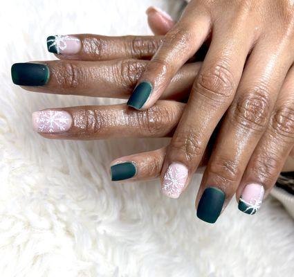 Gel Manicure w/ matte Christmas designs By Christina