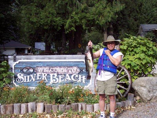 Great Big Mouth Bass fishing!