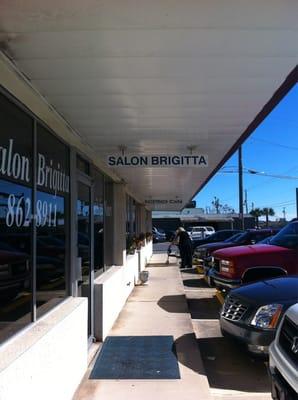 Salon Brigitta