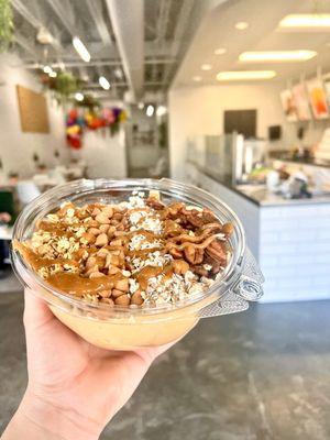 Peanut butter deluxe bowl