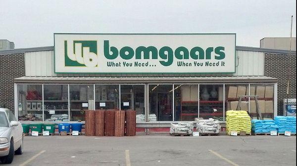 Bomgaars