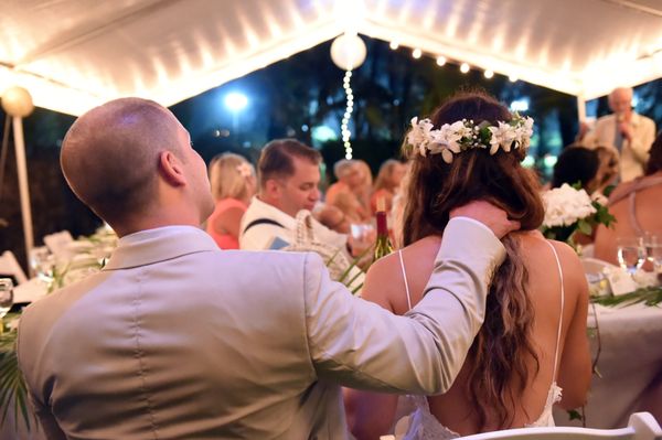 Amazing Hawaii Weddings at Waimanalo Beach Cottages