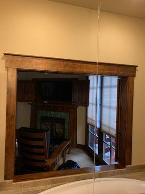 Large tub in the lodge room that fills from a port in the ceiling. Look toward the top of the photo you can see the water stream.