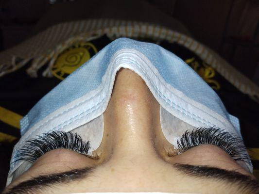 Beautiful se of hybrid eyelash extensions. Procedure / pic courtesy of Ann Adams / Central Park Lash.