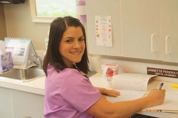 Jannette- Dental Hygienist