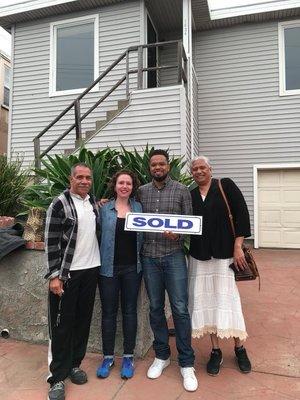 Another happy family in their new home in San Pablo.