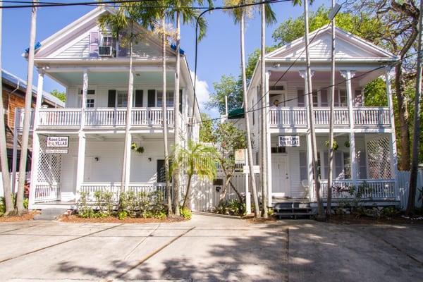 Each building contains 3 villas.