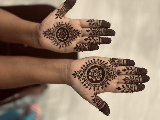 Karwa chauth mehendi