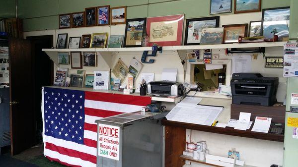 Front lobby, military service wall of honor.
 If you served or are serving, give me your picture and I'll add you to my Wall of Honor !