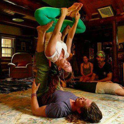 AcroYoga Therapeutics/Beginner AcroYoga