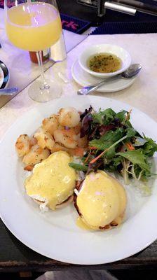 Eggs Benedict and mimosa