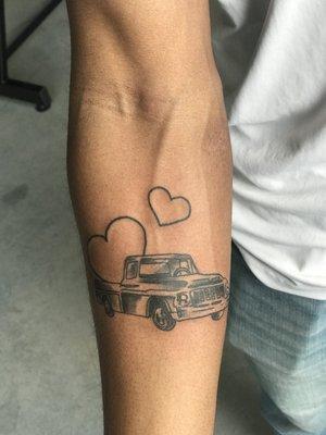 Truck and some hearts by Star