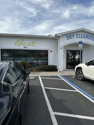 Best Cleaners & Laundry