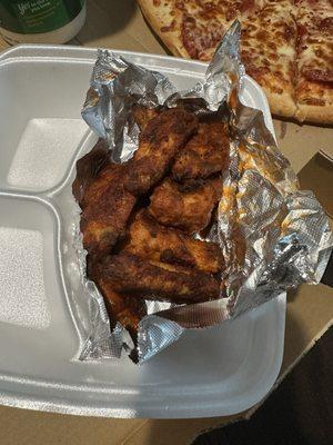 Buffalo Wings with Sauce