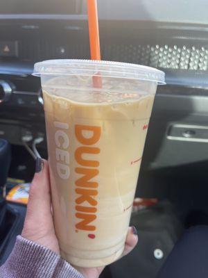 Medium iced white hazelnut bark coffee