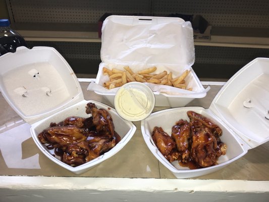 Bourbon and Chipotle wings with Fries