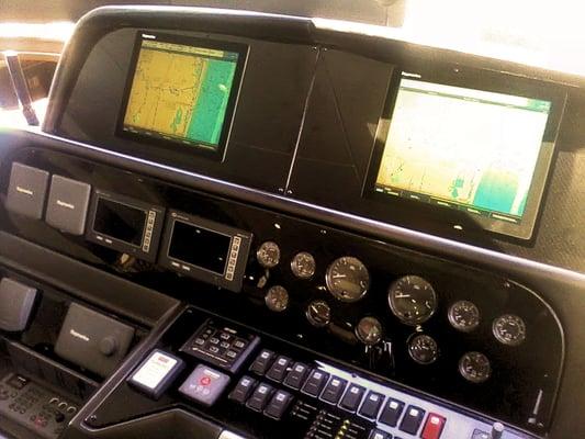 Complete Raymarine G-Series electronics installation.