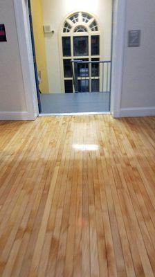 Applying Polyurethane to Hardwood Floors