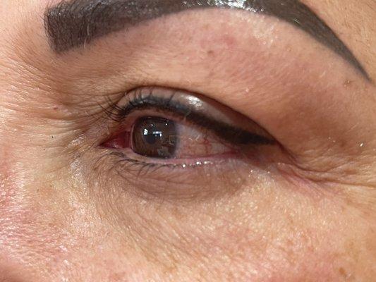 Permanent eyeliner