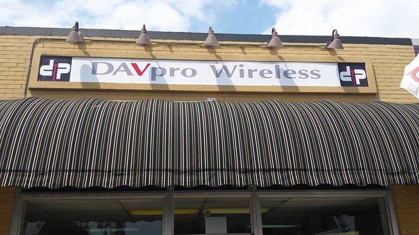 Locally owned and operated in Downtown Albany,  GA! Get your new phone for less! Financing available: squareinstallments.com/apply/davp