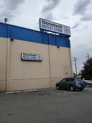 Goodwill Outlet Store