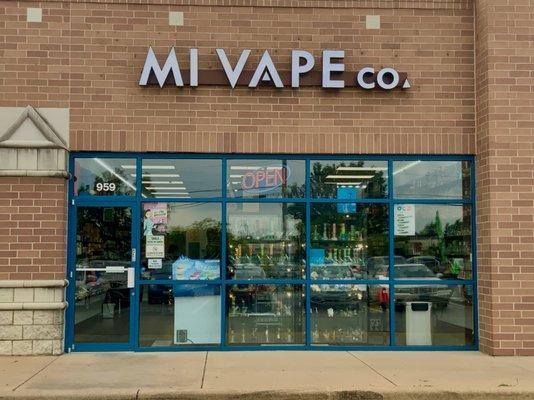 Mi Vape Co. Shorewood  Exterior