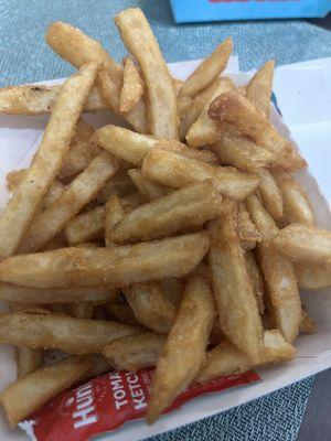 Cheap frozen bag fries. NOT Mr. Beast Signature Fries like we ordered! $4 for fries, I should get what is advertised.