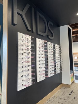 Kids glasses wall