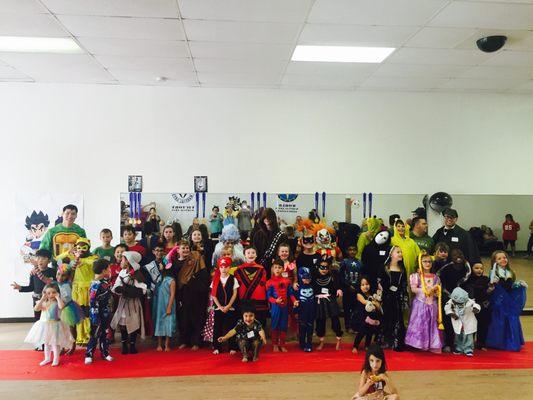 Pick a boo~~~~ Halloween party!