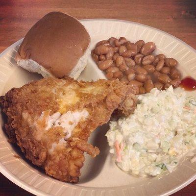 Fried chicken (THE best), baked beans, coleslaw