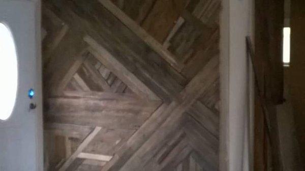 Refurbished wood deco walls