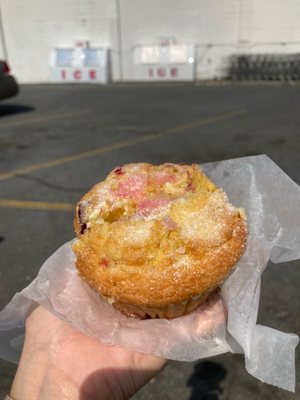 Cranberry muffin