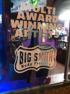 Big Smith Body Piercing