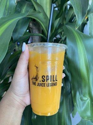 Mad Mango- Mango, carrots , pineapple, golden beets, tomatillo, lemon and ginger