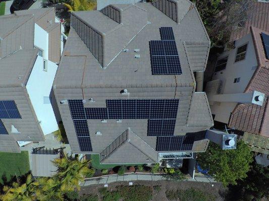 Homeowner in San Clemente, CA with LG 375 watt Solar Panels.