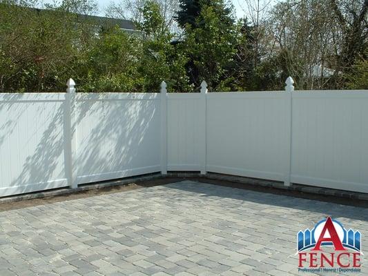 A Fence Utah. White Vinyl Fence.