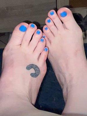 Loving my pedicure!