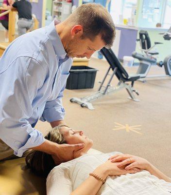 Therapists at University PT are trained in spinal manipulations to help treat your neck and back pain.