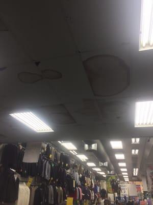 Water stain ceiling