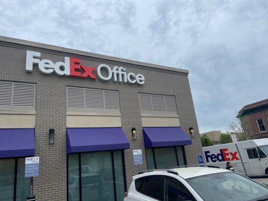 FedEx Office Print & Ship Center