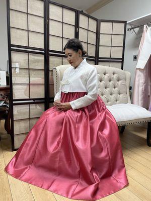 Hanbok for bride's mom