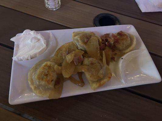 Mushroom and sauerkraut perogies