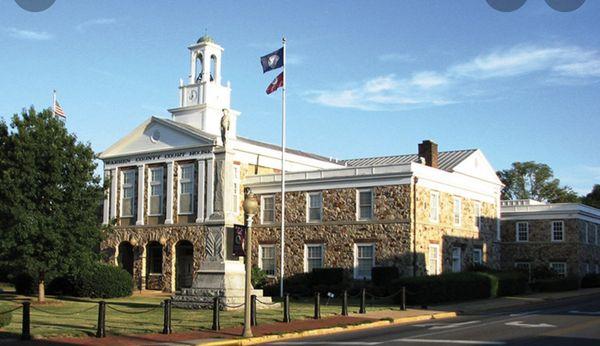 Front Royal Virginia court house