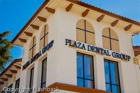 Plaza Dental, Flashback