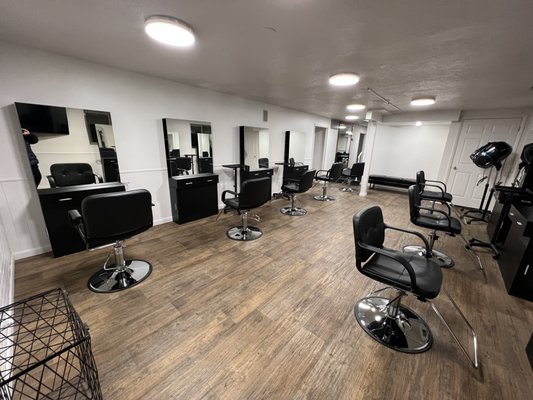 Available Hairstylist booths for rent