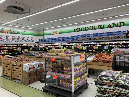 Produce section