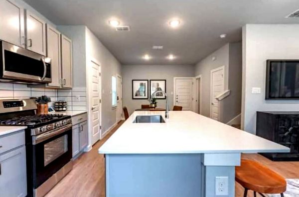 Deep Clean Kitchen and Dining Area