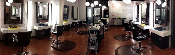 Style Lounge at Illuminate Salon